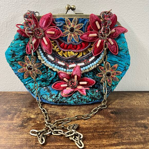 Mary Frances Shoulder Bag Crossbody Beaded Embellished Velour Floral Chain Strap - Picture 1 of 13